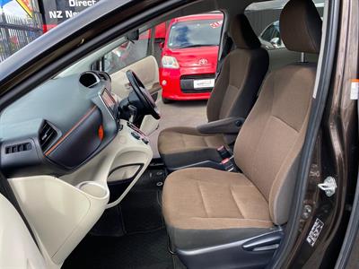 2016 Toyota SIENTA - Thumbnail