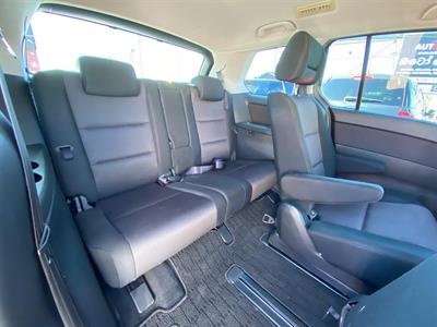 2006 Mazda MPV - Thumbnail