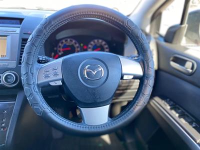 2006 Mazda MPV - Thumbnail