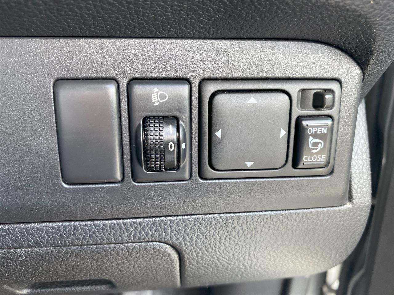 2006 Nissan Note