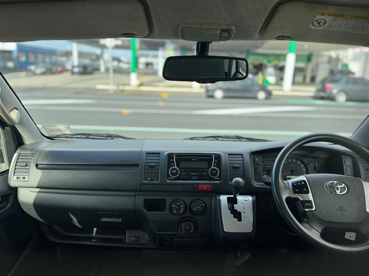 2015 Toyota Hiace