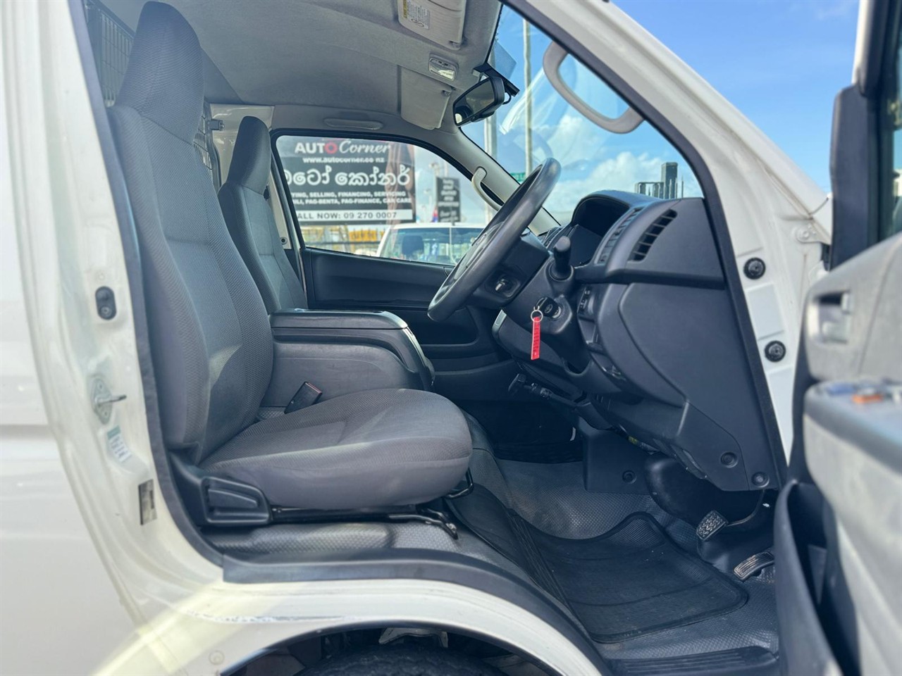 2015 Toyota Hiace