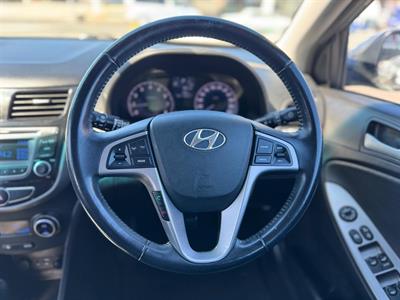 2016 Hyundai Accent - Thumbnail
