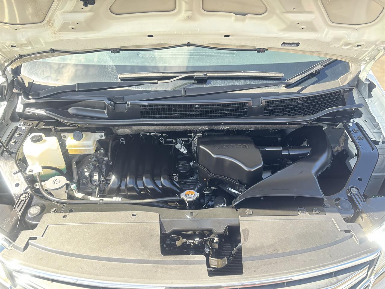 2016 Nissan SERENA