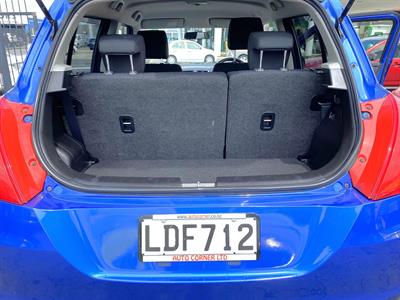 2010 Suzuki Swift - Thumbnail