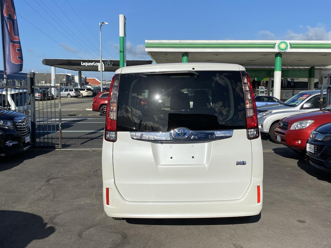 2014 Toyota NOAH