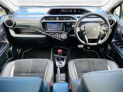 2015 Toyota Aqua - Thumbnail