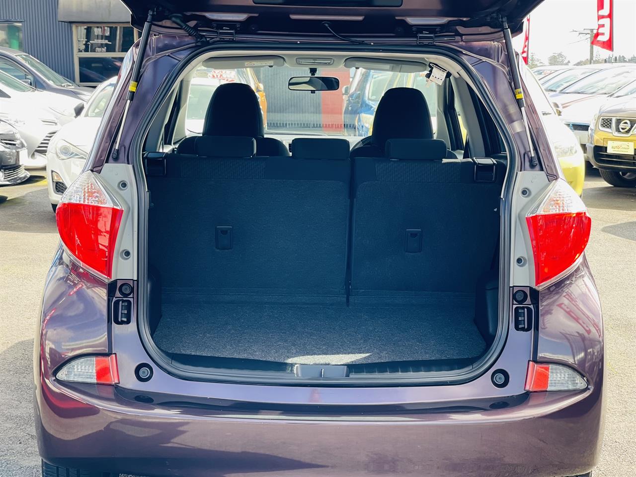 2014 Toyota Ractis