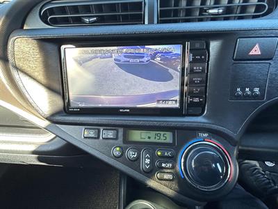 2014 Toyota Aqua - Thumbnail