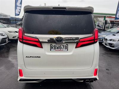 2020 Toyota Alphard - Thumbnail