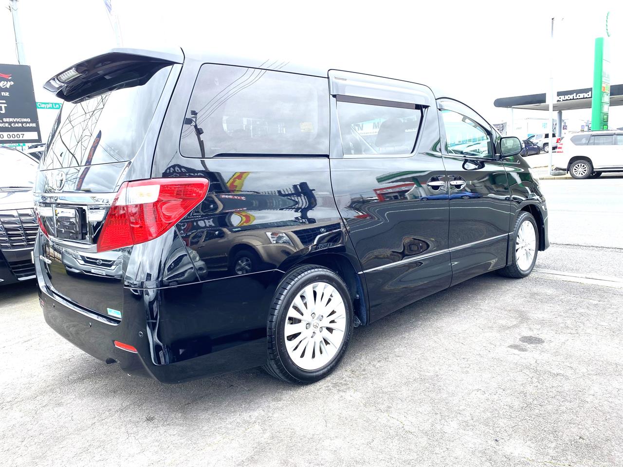 2012 Toyota ALPHARD