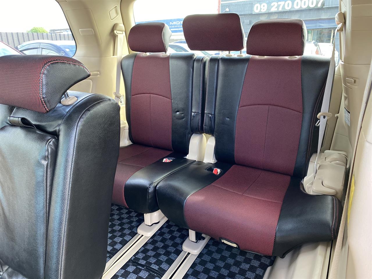 2013 Toyota VELLFIRE
