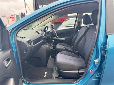 2014 Mazda 2 - Thumbnail
